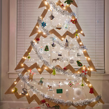 BUILD A REFRESHINGLY ALTERNATIVE PLYWOOD CHRISTMAS TREE