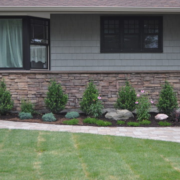 Front steps/ driveway