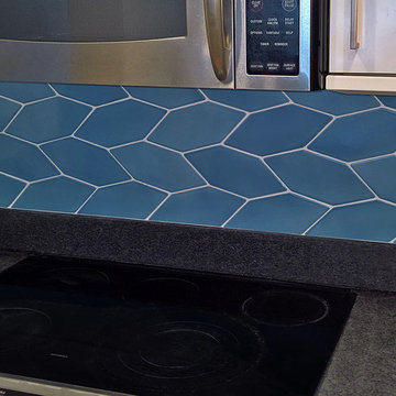 Fireclay braided tile backsplash