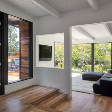 Sports Enthusiasts’ Hideaway by Klopf Architecture