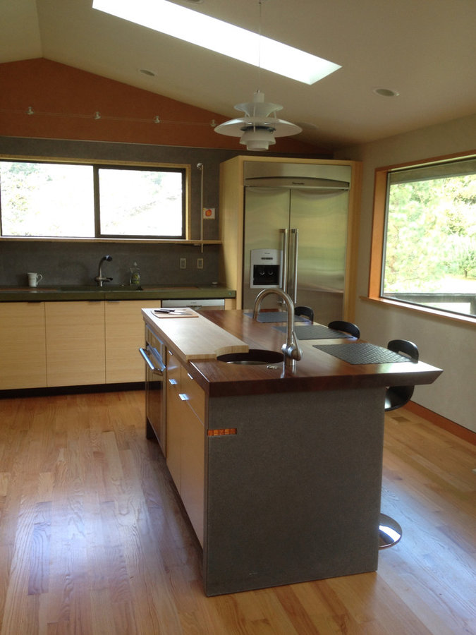 Concrete and Sapele island