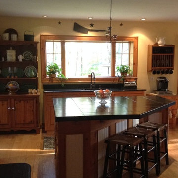 Cozy Kitchen And Dining Room