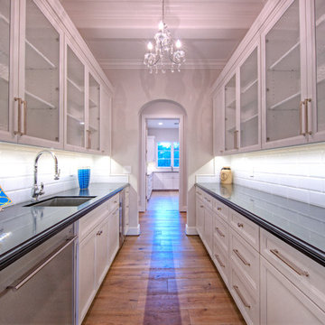 California Mission Meets The Hamptons