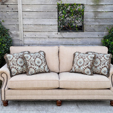 Gallery Furniture in the Wild - ALPINE SOFA