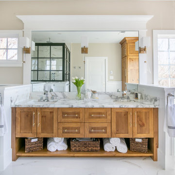 Grid Glass Arabascato Marble Bathroom