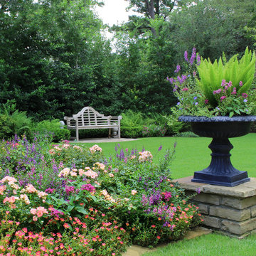 Poolside Summer Gardens – Memorial, Houston