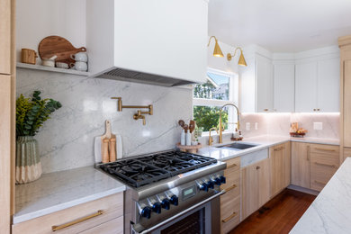 Transitional kitchen photo in New York