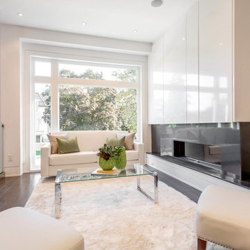 Modern Mini-mansion in Bedford Park