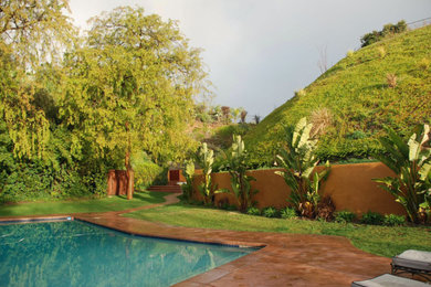 Inspiration for a pool remodel in Los Angeles