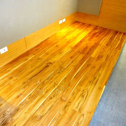 Caracol TV - Hardwood Flooring
