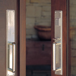 Rocky Mountain - Stepped Grip Set - Door Hardware