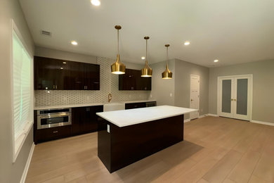 Kitchen photo in Atlanta