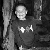 Andrew Hinds's photo