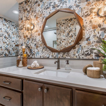 A 1961 Guest Bathroom Gets a New Personality
