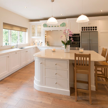 Classical hand-painted kitchen in Tumbled Marble