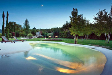 Idee per un giardino mediterraneo di medie dimensioni