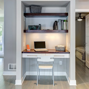 McCarron Lake House Contemporary