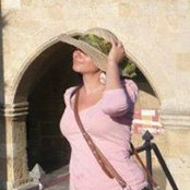 Adela Popescu's photo