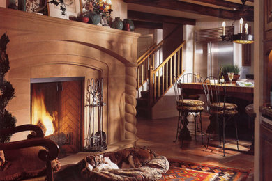 Kitchen - traditional kitchen idea in Minneapolis