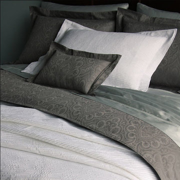Additional Images Savoy Bangalore Italian Cotton Satin Bedding OVERVIEW Savoy