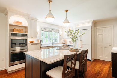 Transitional kitchen photo in New York