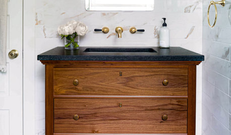 Bathroom of the Week: Traditional With Modern Elements