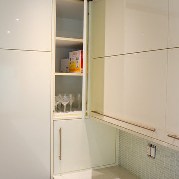 Aurora Project - Modern Kitchen