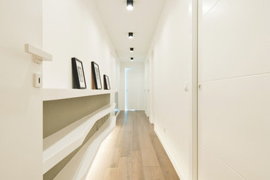 Ispirazione per un ingresso o corridoio minimal