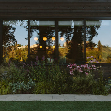 The Willamette River House