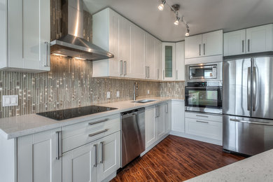Kitchen - transitional kitchen idea in Other