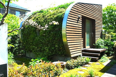 東京23区にあるコンテンポラリースタイルのおしゃれな物置小屋・庭小屋の写真