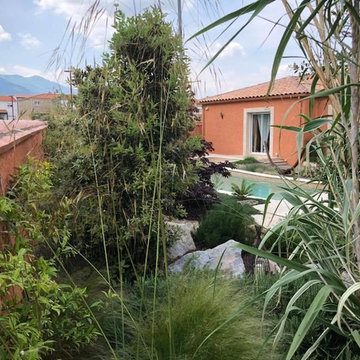 Une Villa paysagère et sa piscine biologique