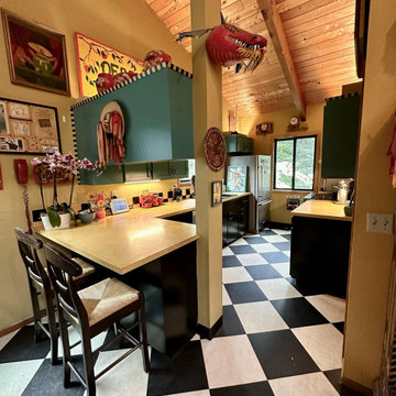 Modern Retro Kitchen / Mayo Teal & Tricorn Black / Checkered Floor