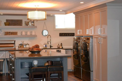 Example of a kitchen design in Toronto