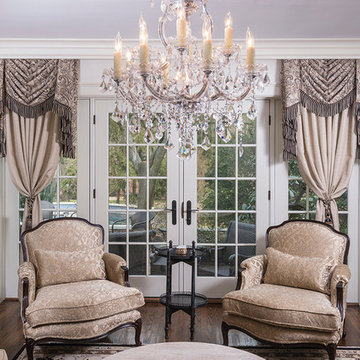 Rydal, PA: Traditional Living Space