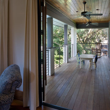 Contemporary family residence