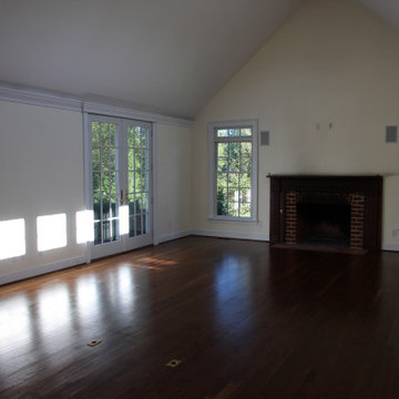 Horseshoe Hill Farm, Family Room - Before