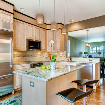 LOWRY - Kitchen Remodel for a downsizing household