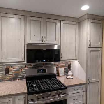 Rock Island Kitchen Remodel-2022 Koch Cabinets MSI Quartz Bedrock