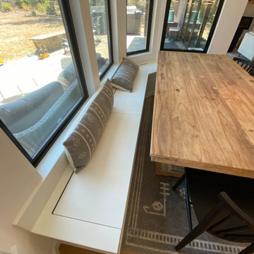 Custom banquette breakfast nook