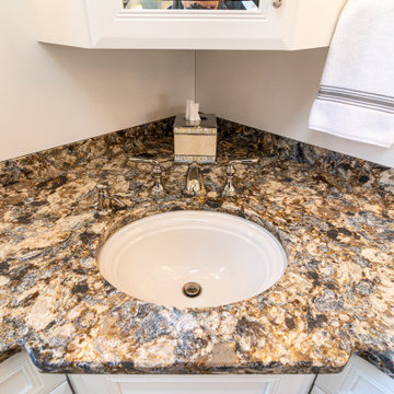 Master Bathroom (47)