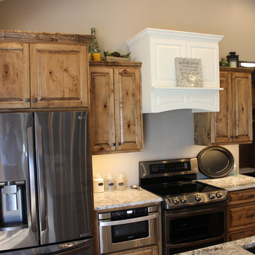 Rustic Maple & Painted Cabinets