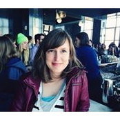 Julie Sangollos foto