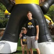 Curtis Schares's photo