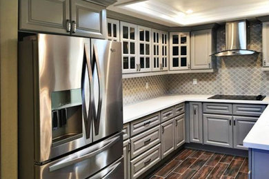 Kitchen - kitchen idea in Orange County