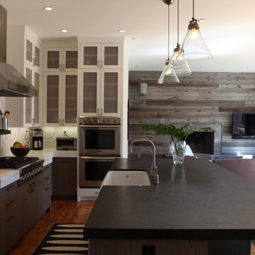 Modern Beachouse Kitchen