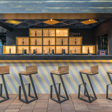 Lounge Bar