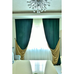 Emerald 2000 interiors