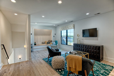 Family room photo in Louisville