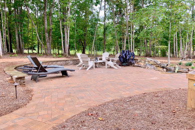 Inspiration for a timeless patio remodel in Raleigh
